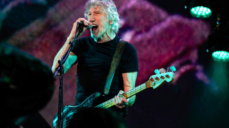 Скандал: Вокалистът на Pink Floyd нарече Зукърбърг "властен идиот", ето защо ВИДЕО
