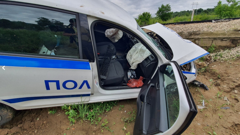 Първи СНИМКИ от адската катастрофа между джип и патрулка във Врачанско 