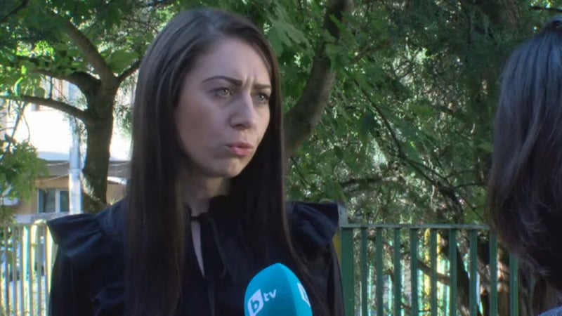 Последни новини за смелата банкова служителка, ошашавила обирджията в Дупница