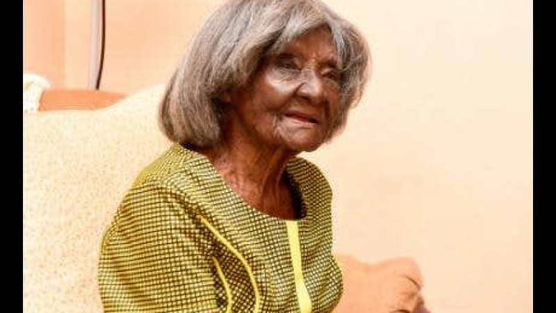 105-годишна рожденичка сподели тайната на дълголетието си СНИМКИ