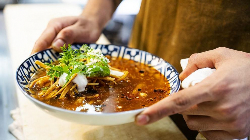 Рецепта: Супата на ацтеките - автентичният вкус на Мексико