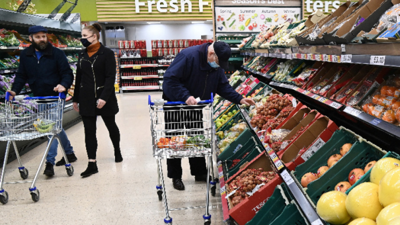Великобритания може да изпита недостиг на храни през лятото