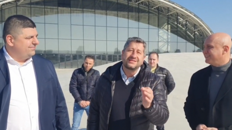 Спортният министър опроверга Христо Иванов за проект за милиони!