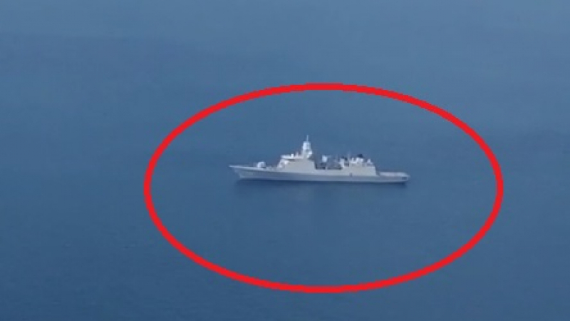 Нов екшън с руски изтребители и кораб на НАТО в Черно море, електрониката му изпушила и... ВИДЕО