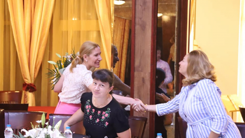 Николина Ангелкова: Най-важното е да запазим работещите в туризма!