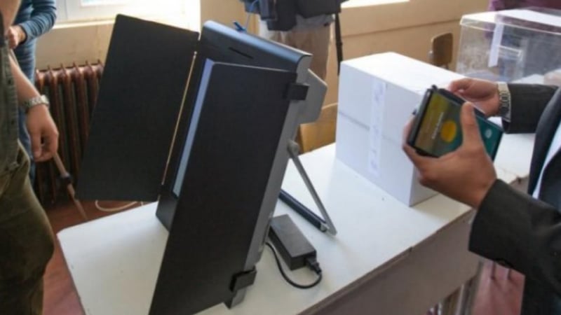 Това е схемата за манипулирането на изборите на 11 юли, изпробвана с машинното гласуване в Благоевград ДАННИ 
