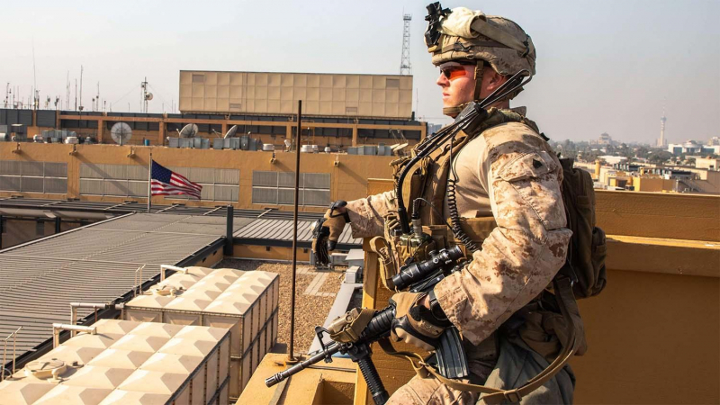 Посолството на САЩ в Ирак бе подложено на две атаки само за часове