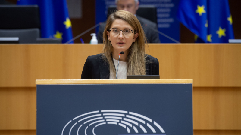 Евродепутатът Цветелина Пенкова инициира дебат за европейските фондовете в България в Комисията по бюджетен контрол