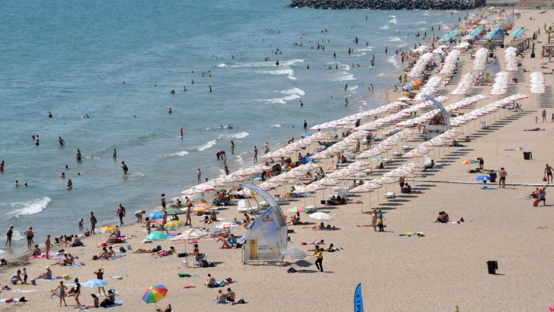 Тежък инцидент с жена на плажа в Бургас 