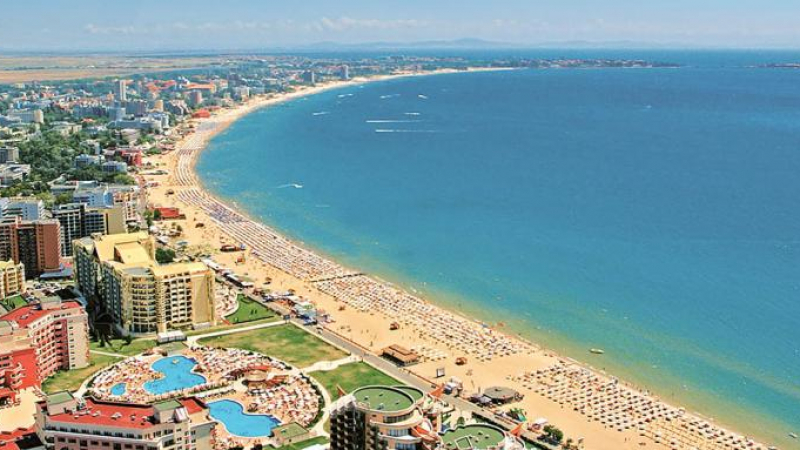 Хотелиерите по морето в паника, готвят огромни намаления за българските летовници