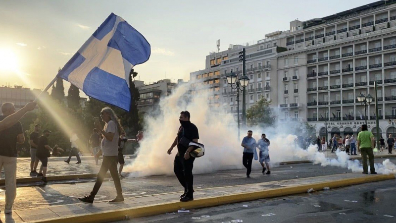 В Гърция е страшно, пореден ден...