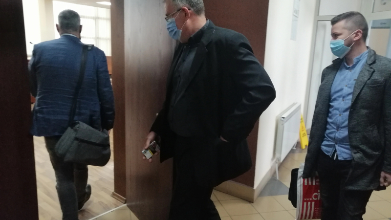 Д-р Иван Димитров, гръмнал Жоро Плъха, очаква присъдата си днес