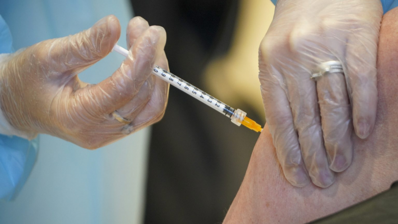 Ирландия отваря заведенията на закрито за напълно ваксинирани