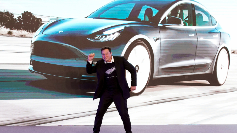 Поредни големи проблеми за Tesla
