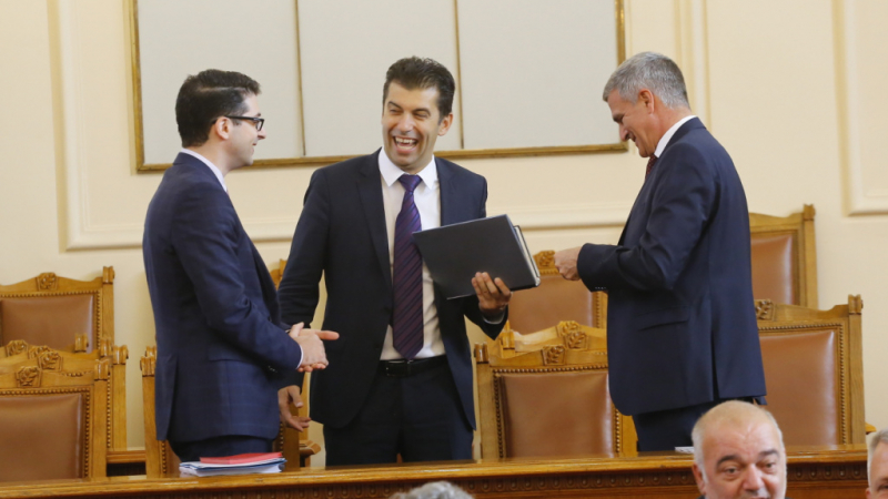 Кирил Петков се облизва за държавен пост след служебния кабинет
