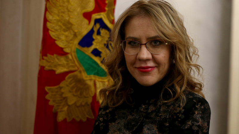 Ето какво се случило с черногорската министърка, влязла в болница след среща с Минеков