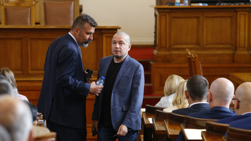 Отцепник от ИТН обясни защо партията на Слави има ключова роля в приемането на законите за борба с корупцията