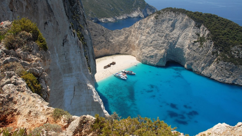 Отварят за туристи приказен гръцки плаж - любимо място на много българи