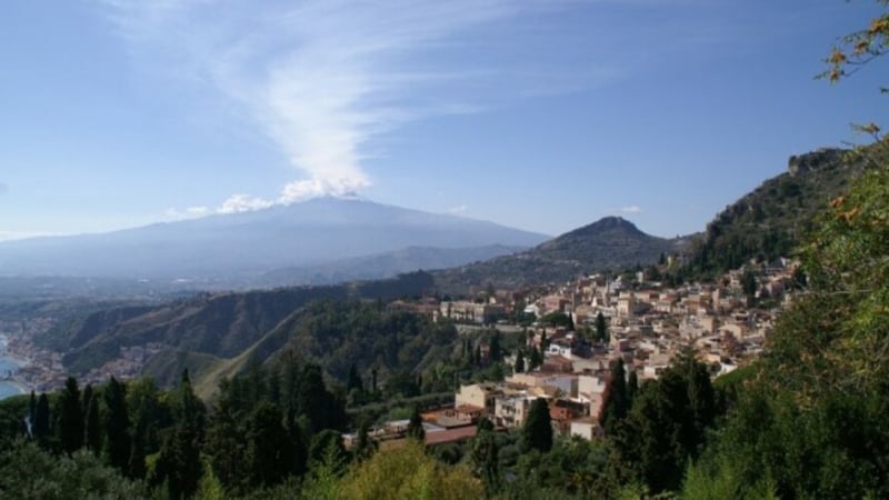 Етна е нараснал рекордно до 3 356 метра след 6 месеца изригвания, предстои катаклизъм 