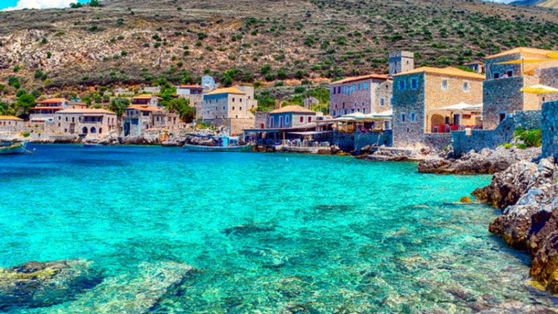 Непознати гръцки перли: 3 плажа, които ще запомните завинаги