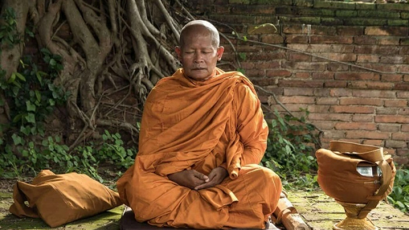 Учени: Нещо удивително се случва с телата на будистките монаси след смъртта им