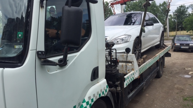 Заловиха Мароканеца да краде кола с паяк в София