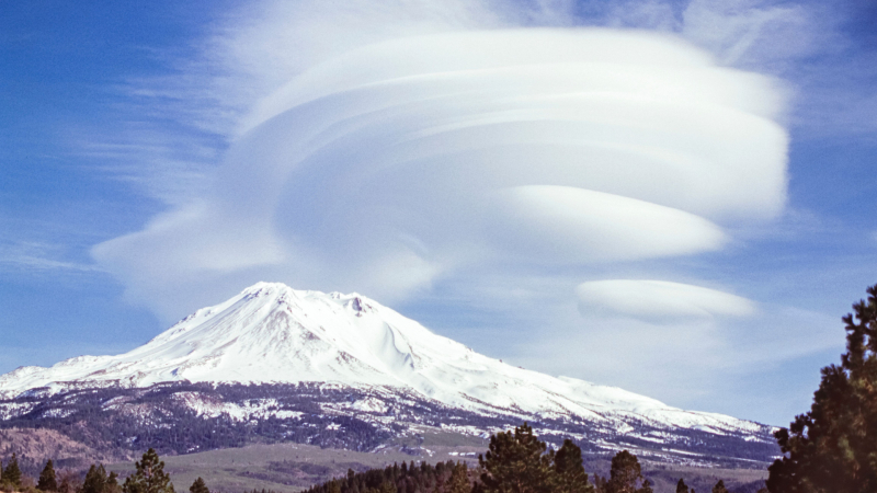 Шаста – най-окултната планина в Щатите, където границите между световете изчезват