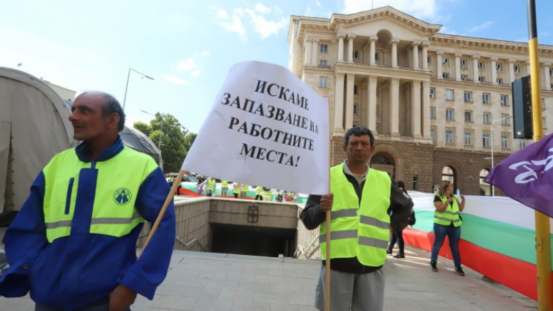 Браншовата камара „Пътища“ излезе на протест пред НС