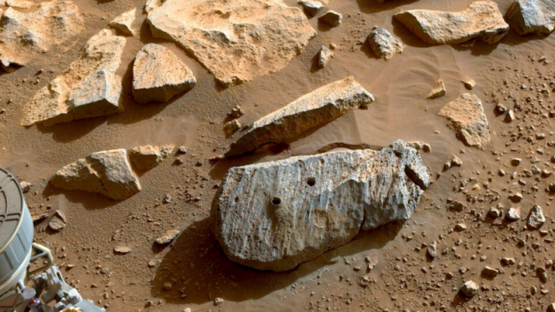 Марсоходът Perseverance е открил следи от живот на Марс