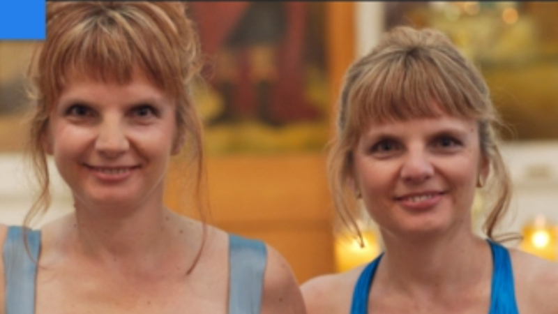 CNN разказва за ужаса на две българки близначки, напускащи Уол Стрийт хванати за ръце
