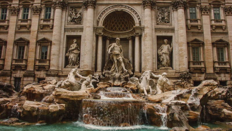 Знаете ли, че под фонтана ди Треви в Рим има таен обект? Ето как да го посетите СНИМКИ