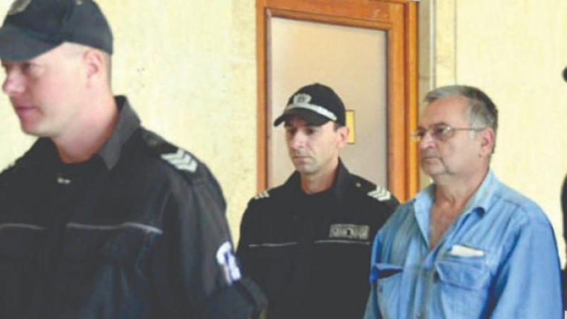 Нови разкрития за бруталното убийство на разстреляната от военен банкерка Павлинка в Бургас
