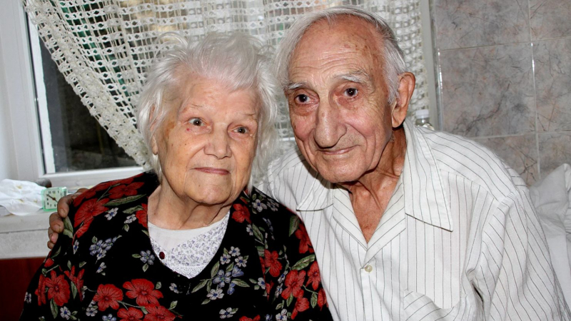Пловдивските Ромео и Жулиета отбелязват 69 години брак СНИМКИ 