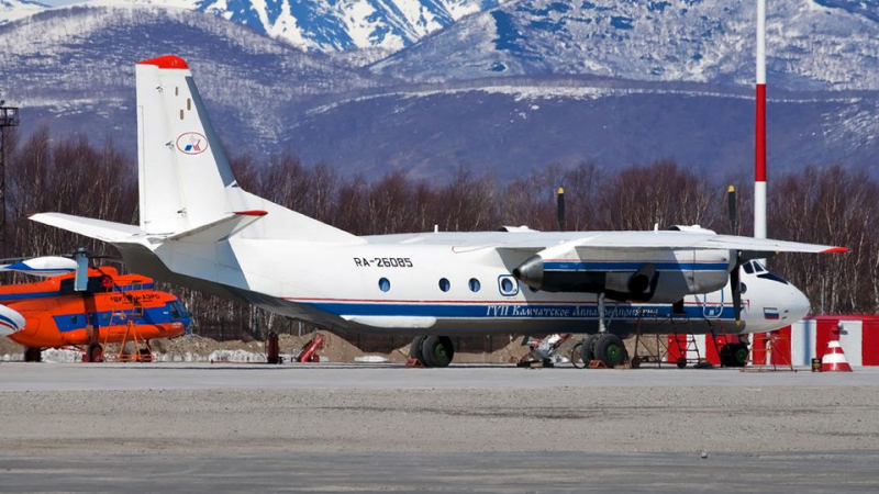 Самолет Ан-26 се разби в Русия, няма оцелели СНИМКИ