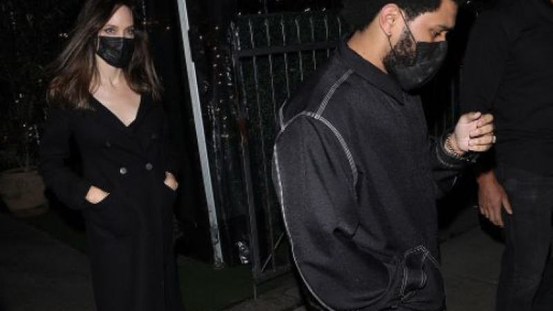 Джоли пак отиде на вечеря с рапъра The Weeknd, а после... СНИМКИ 