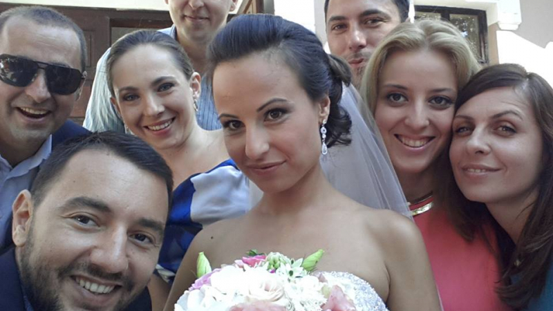  Това, което Мария Цънцарова направи с 3 жени навръх сватбата си, изненада всички