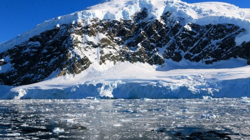 Мистерия: Гигантски купол бе открит на Антарктида ВИДЕО
