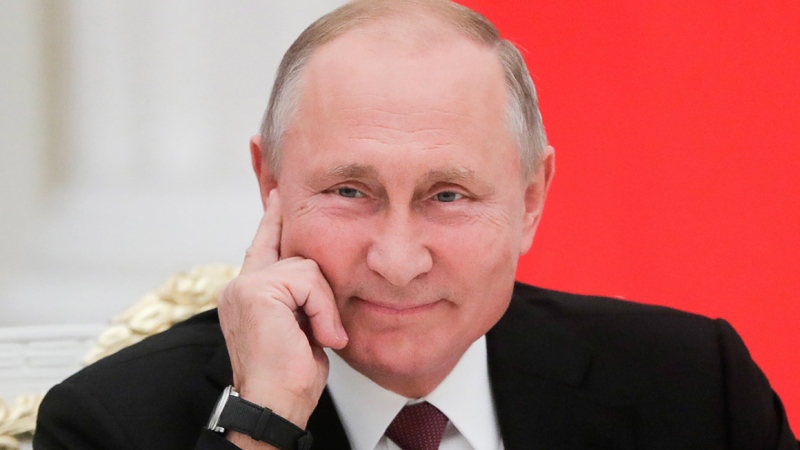 Путин: Доларът губи позиции