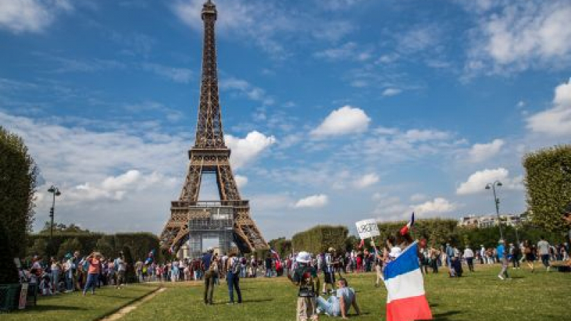 Край на безплатните тестове във Франция