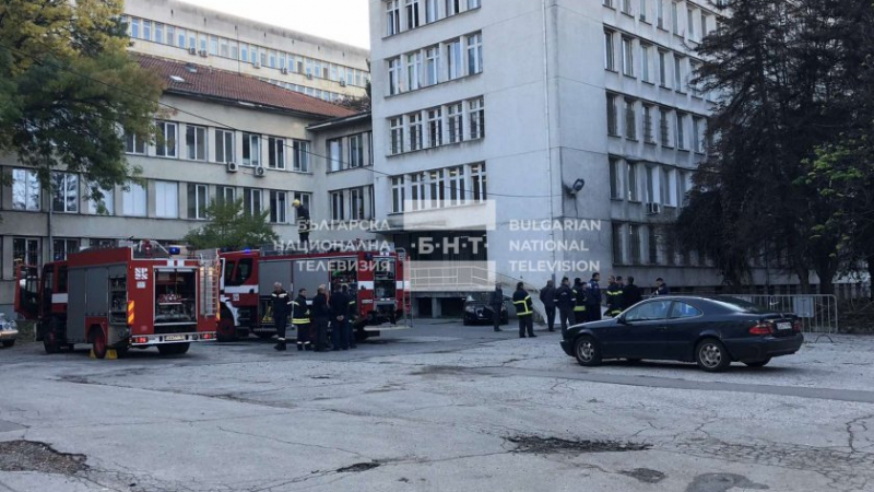 Огнен ад в К-19 отделението на Пета Градска в София СНИМКА