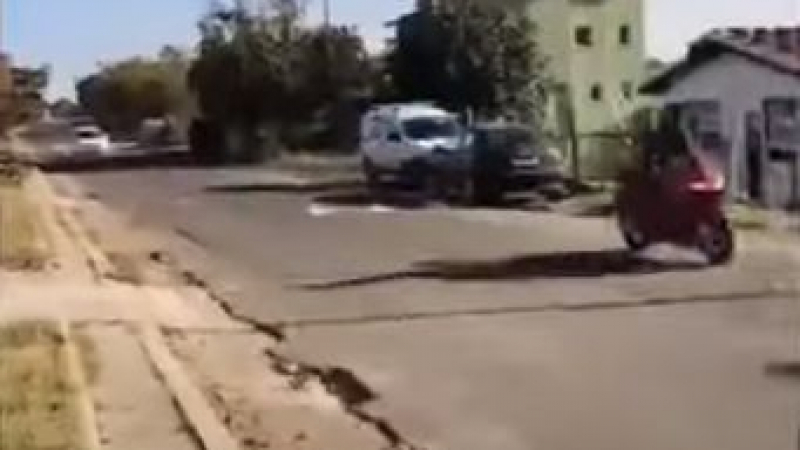 Бургаският "Супермен" с мотор, влязъл в смъртоносна гонка с ченгетата, го загази здраво  