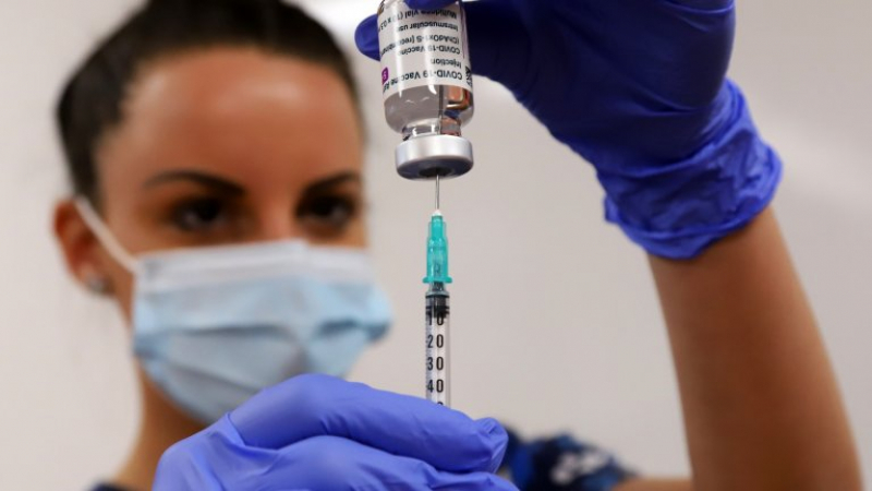 Бивш здравен министър иска задължителна ваксинация у нас ВИДЕО