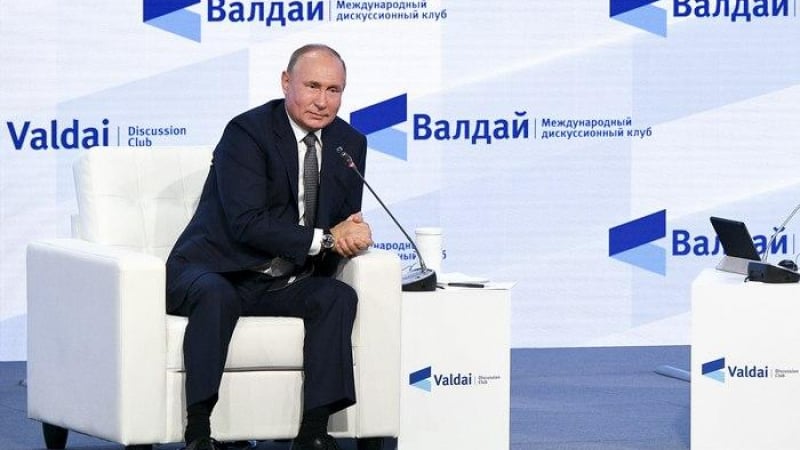 Путин за джендърството: Днешните западни страни ми напомнят за болшевиките