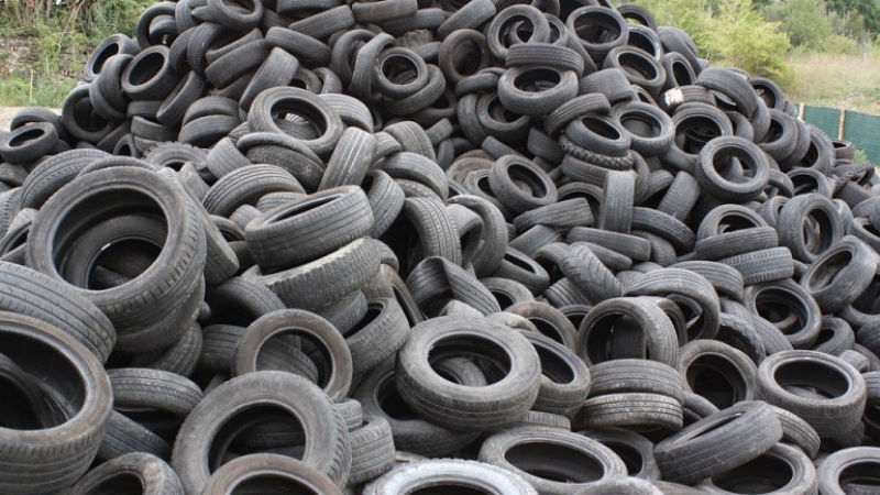 За да избегнем глоби: Ето къде да хвърляме старите гуми