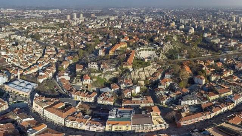 Зловонна миризма мори хората в Пловдив с часове, ето я причината