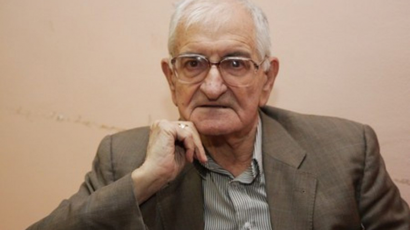 Скръбна вест: Почина един от най-големите ерудити на България 