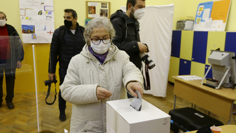Изненада! Рекорден брой избирателни секции в Северна Македония ВИДЕО