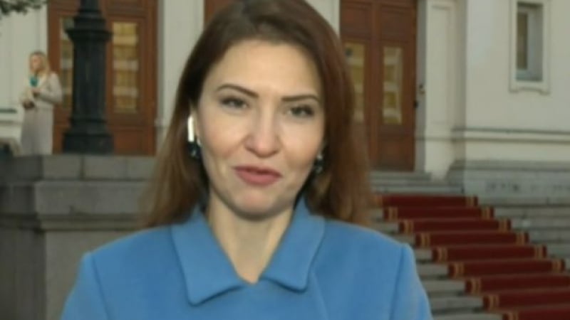 Истински шок за репортерка на Нова телевизия пред парламента СНИМКИ
