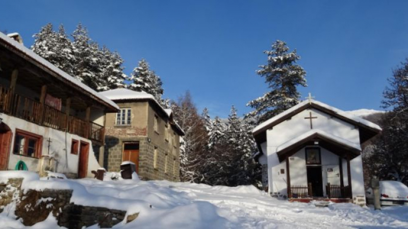 Мината в Перник осигури топла зима за Кладнишкия манастир
