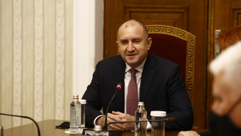Министър Събев разкри кога е настъпил разривът с президента